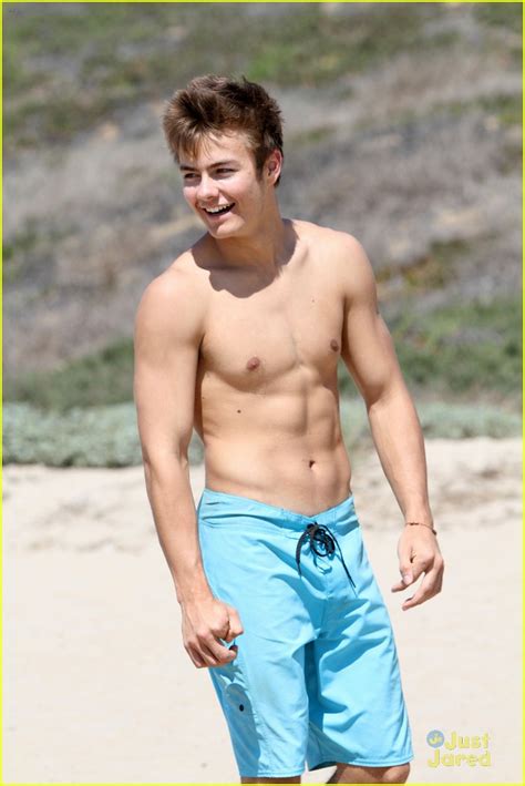 PEYTON MEYER Nude